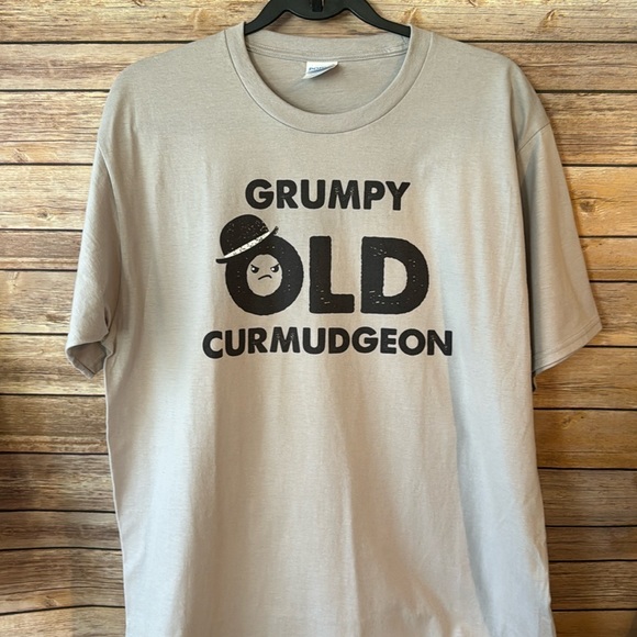 New Grumpy Old Curmudgeon graphic tee t shirt - Picture 1 of 2